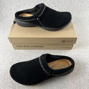 Clarks Women's Roseville Echo Clogs Size 7 Suede Comfort Insoles Casual Slip-On